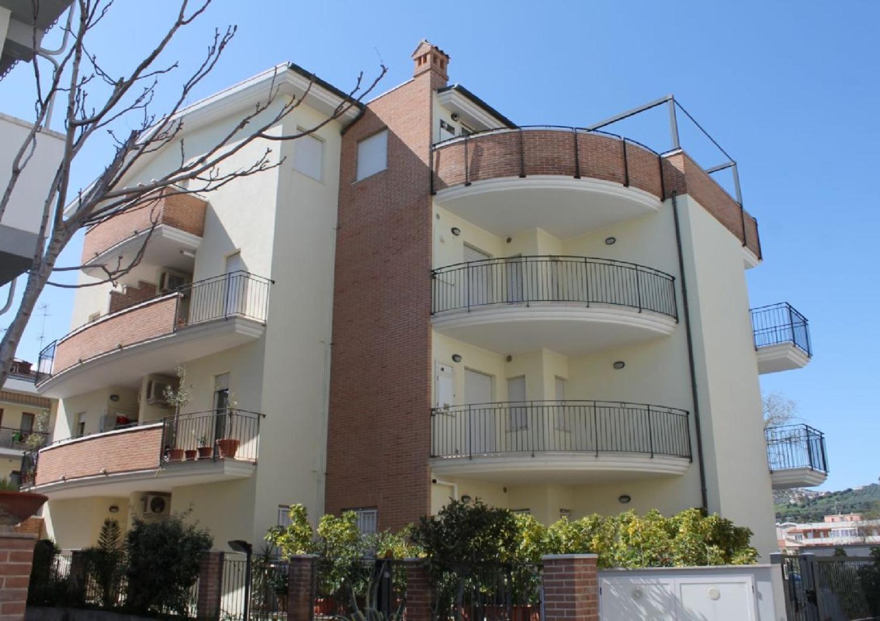 Lungomare Sud Apartman Alba Adriatica Kültér fotó